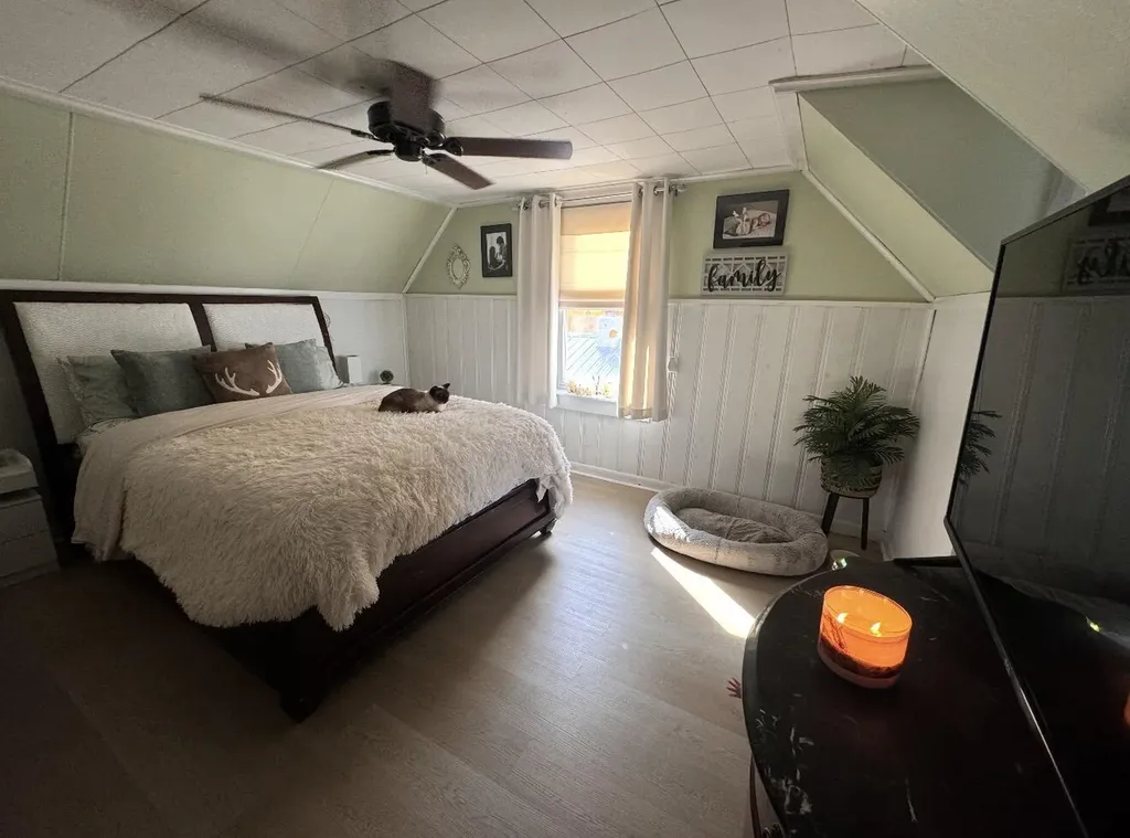 52 Somerset Street Millinocket ME 04462