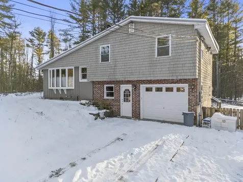 441 W Burrough Road Bowdoin ME 04287