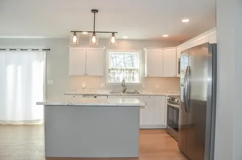 18 Violet Drive Farmingdale ME 04344