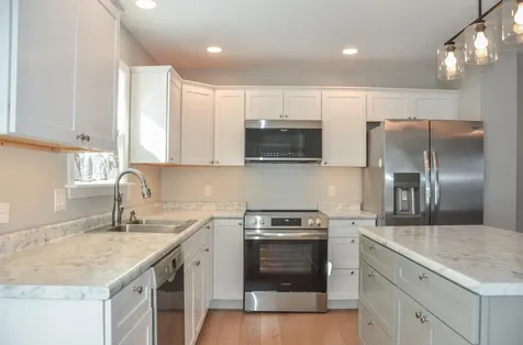 18 Violet Drive Farmingdale ME 04344