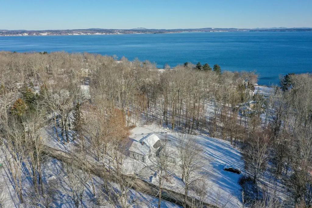 514 Bluff Road Northport ME 04849
