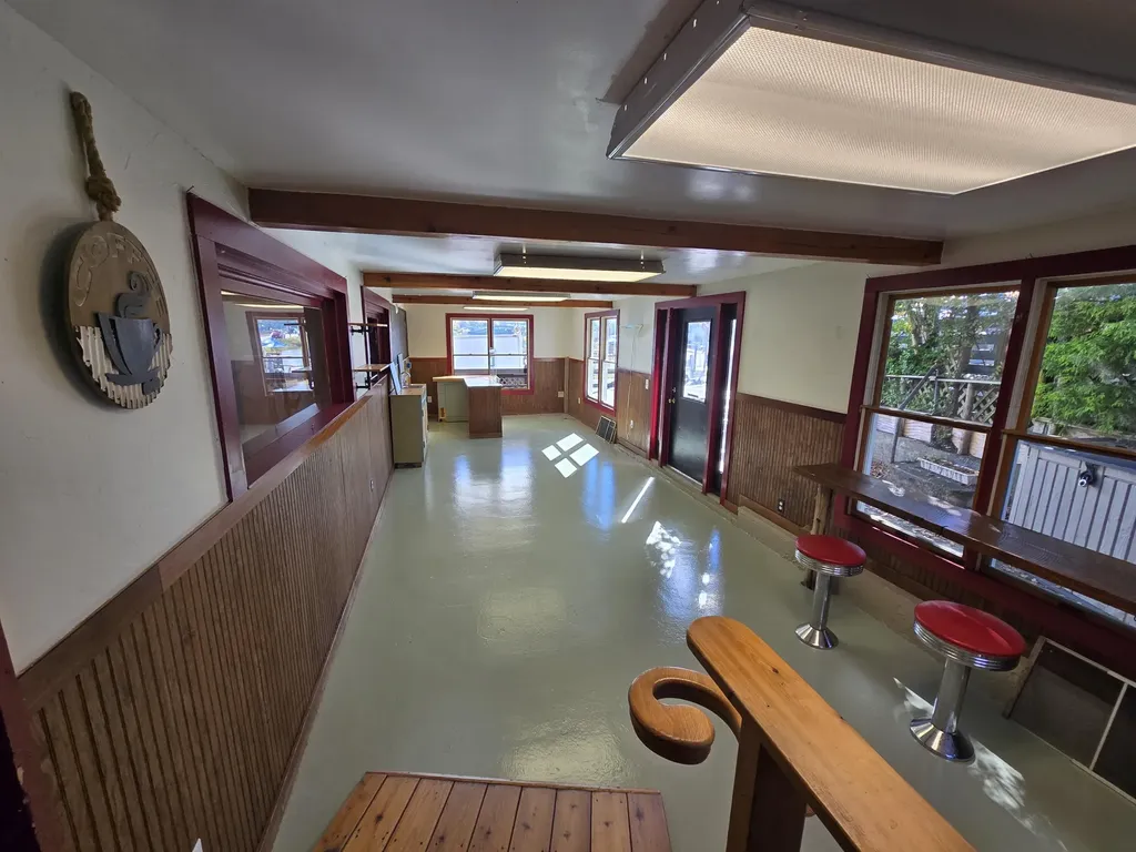 49 Water Street Wiscasset ME 04578