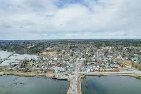 49 Water Street Wiscasset ME 04578