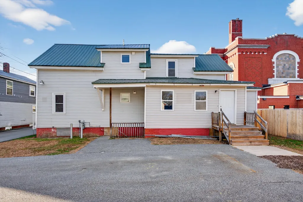 7 Libby Court Waterville ME 04901