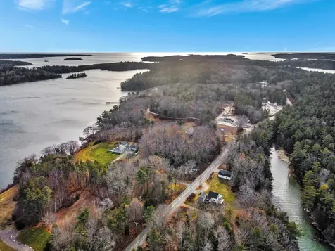 1577 State Route 129 Road South Bristol ME 04568