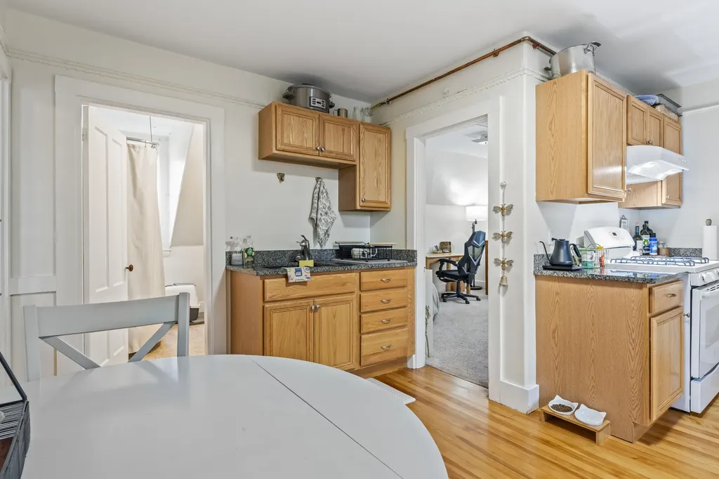64-66 Melbourne Street Portland ME 04101