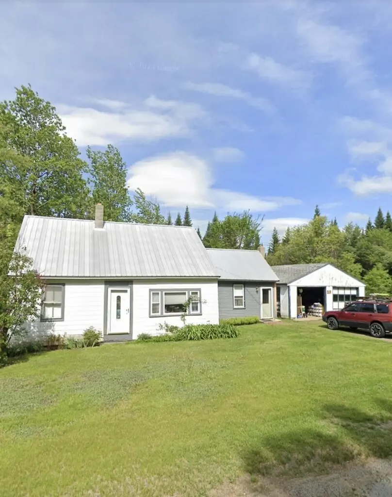 48 Dutch Gap Road Chesterville ME 04938