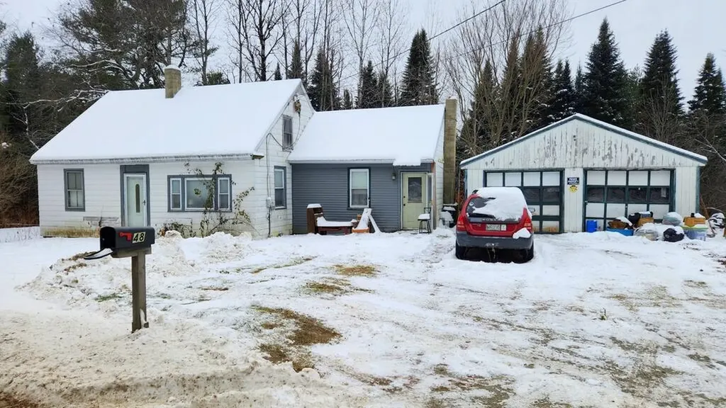 48 Dutch Gap Road Chesterville ME 04938