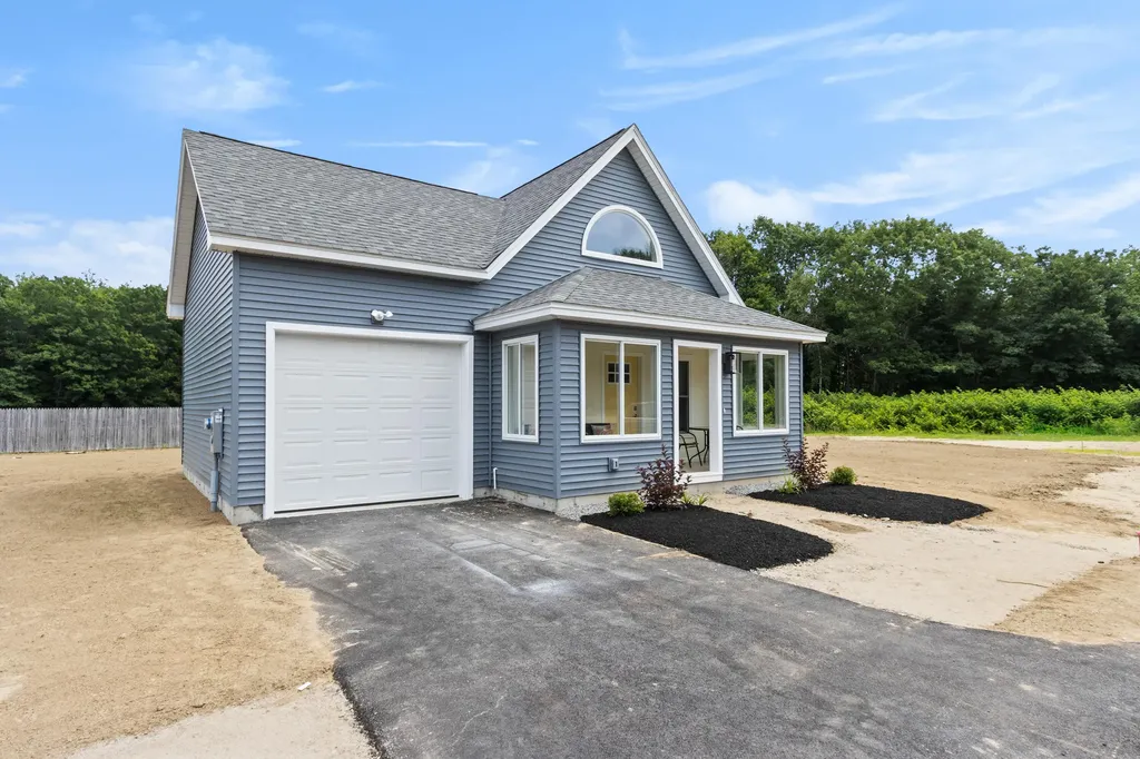16 Thistle Drive Gorham ME 04038