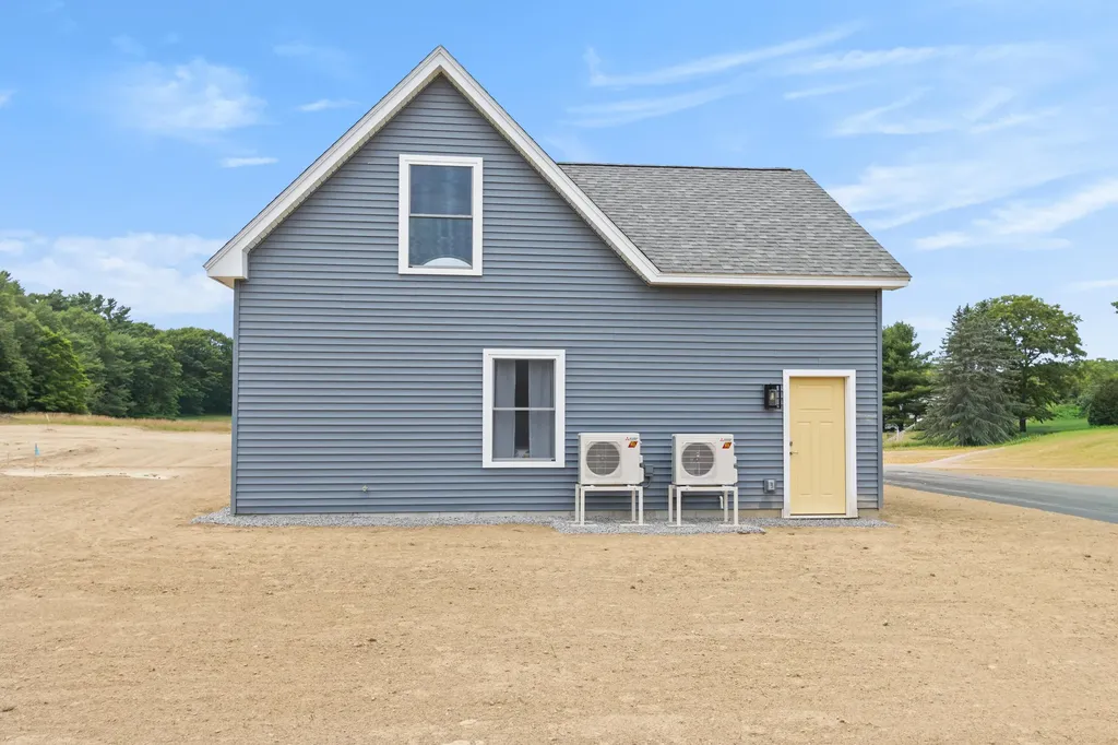 16 Thistle Drive Gorham ME 04038