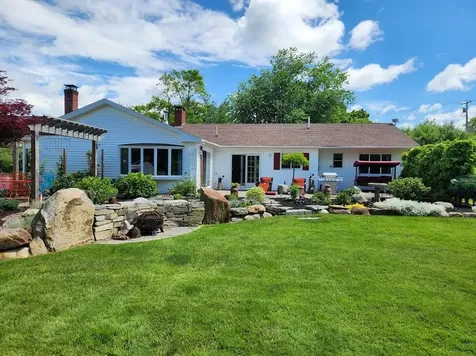 105 Warrenton Street Rockport ME 04856