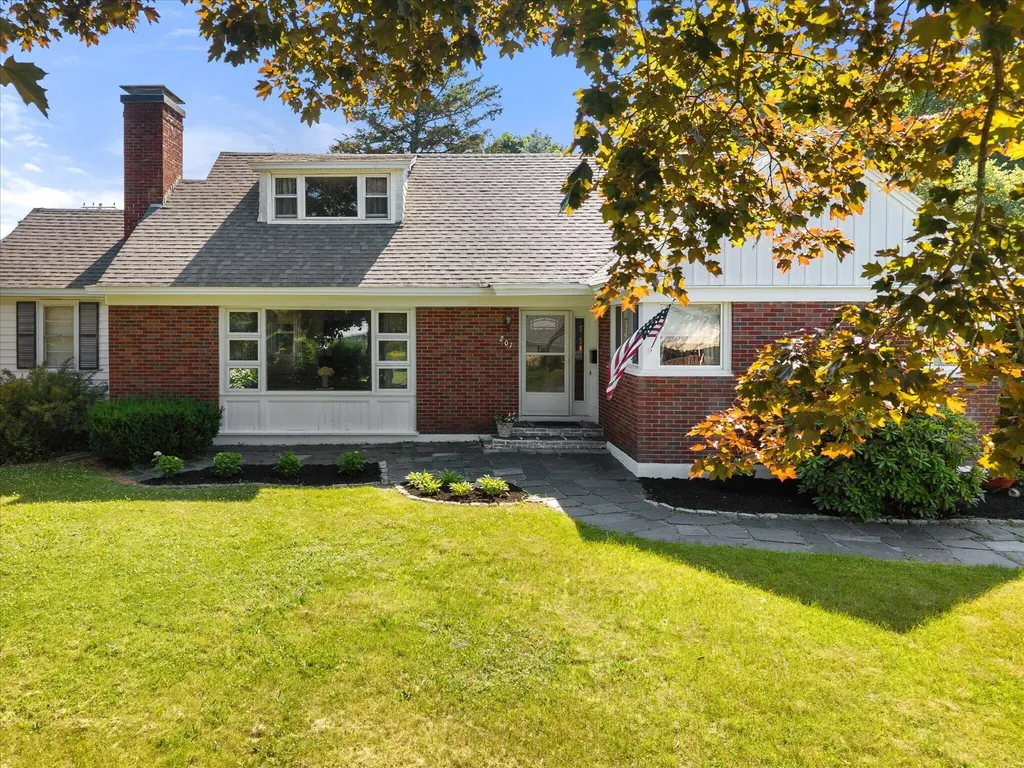 201 Clyde Road Bangor ME 04401
