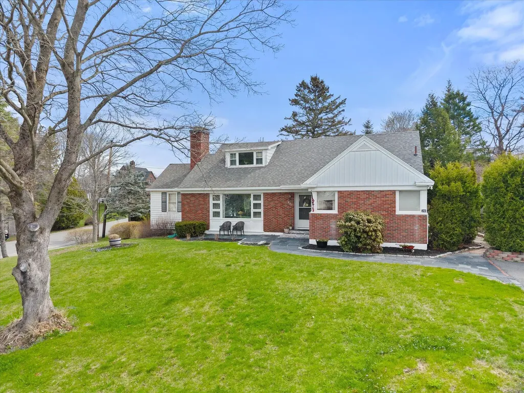 201 Clyde Road Bangor ME 04401