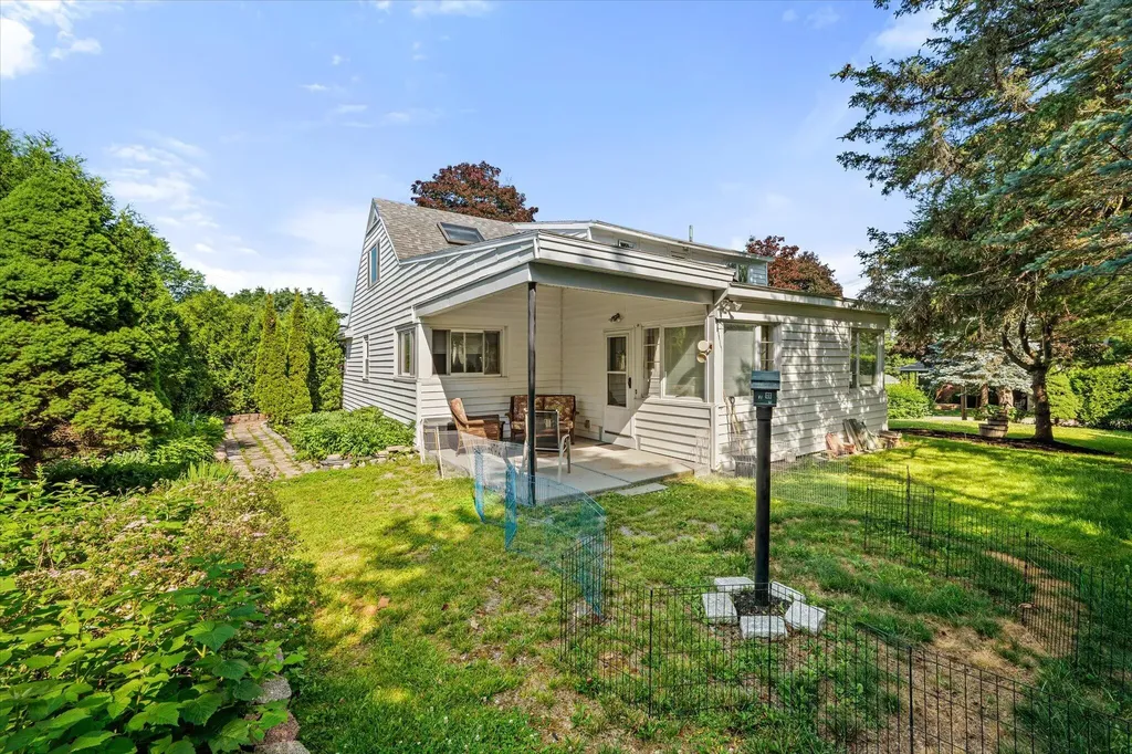 201 Clyde Road Bangor ME 04401
