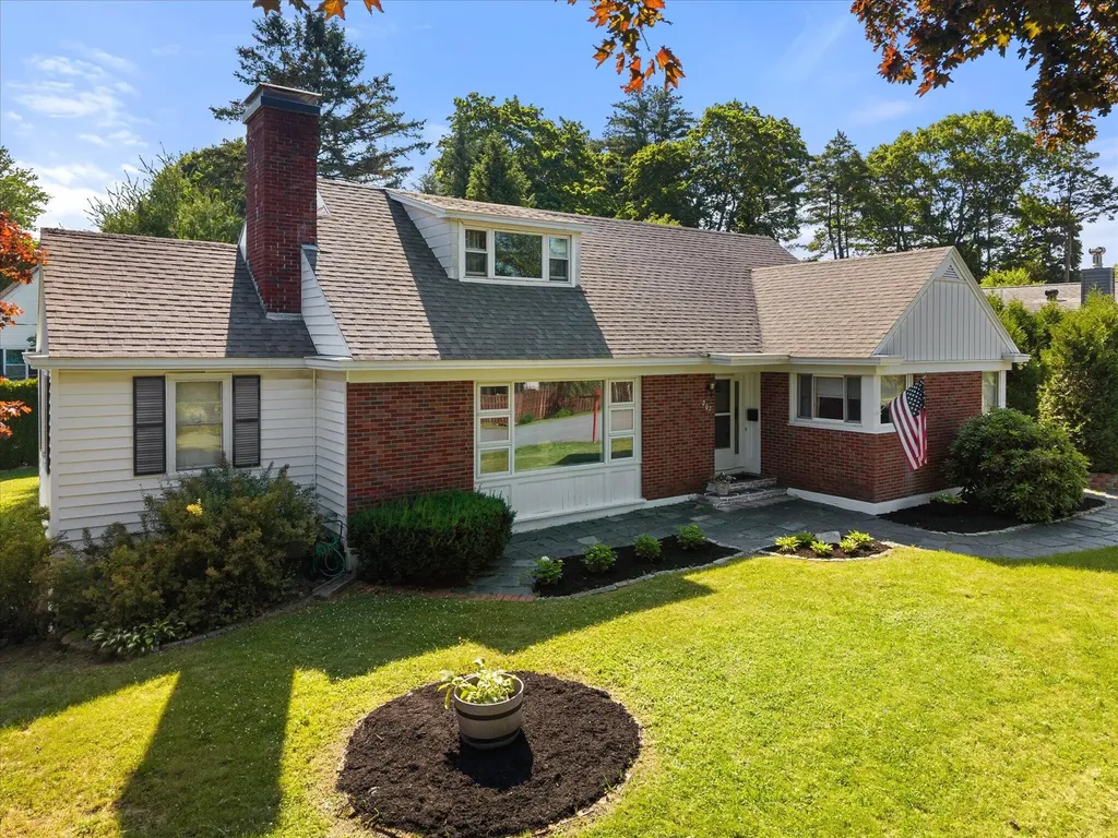201 Clyde Road Bangor ME 04401