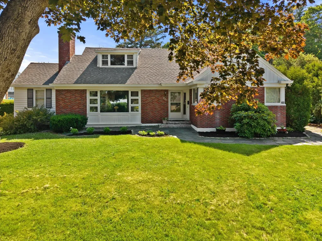 201 Clyde Road Bangor ME 04401