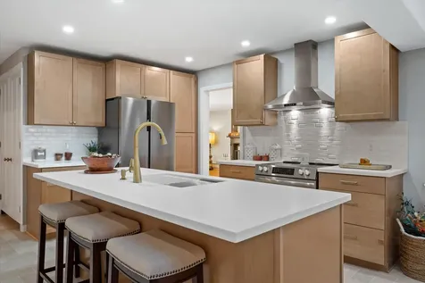 201 Clyde Road Bangor ME 04401