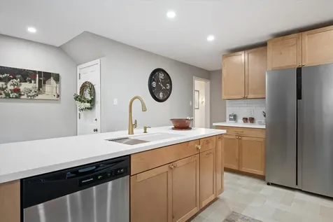 201 Clyde Road Bangor ME 04401