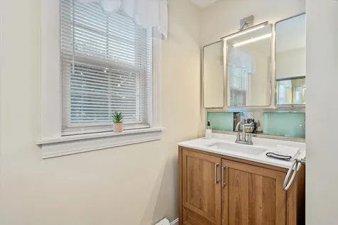 201 Clyde Road Bangor ME 04401
