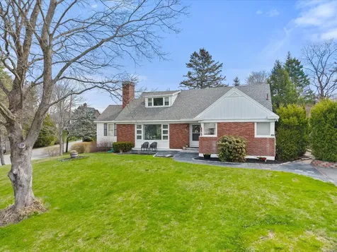 201 Clyde Road Bangor ME 04401