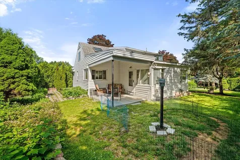201 Clyde Road Bangor ME 04401