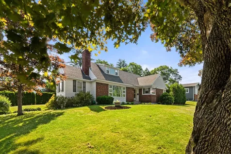 201 Clyde Road Bangor ME 04401