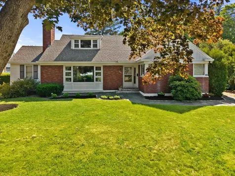 201 Clyde Road Bangor ME 04401