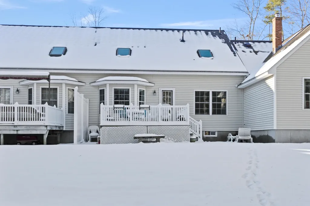 14 Hampton Glen Drive Kennebunk ME 04043