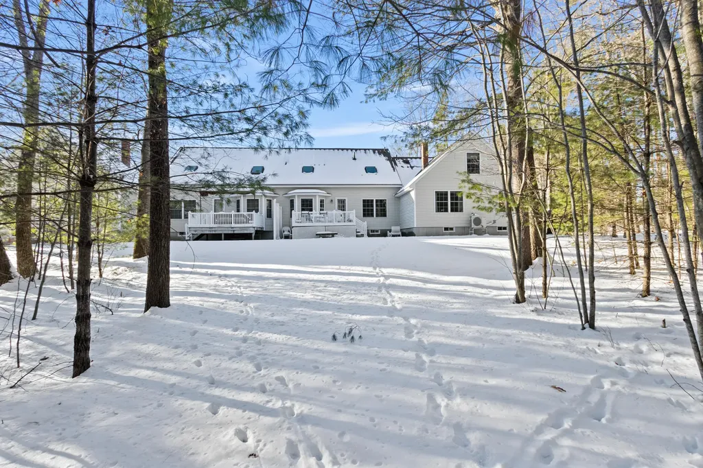 14 Hampton Glen Drive Kennebunk ME 04043
