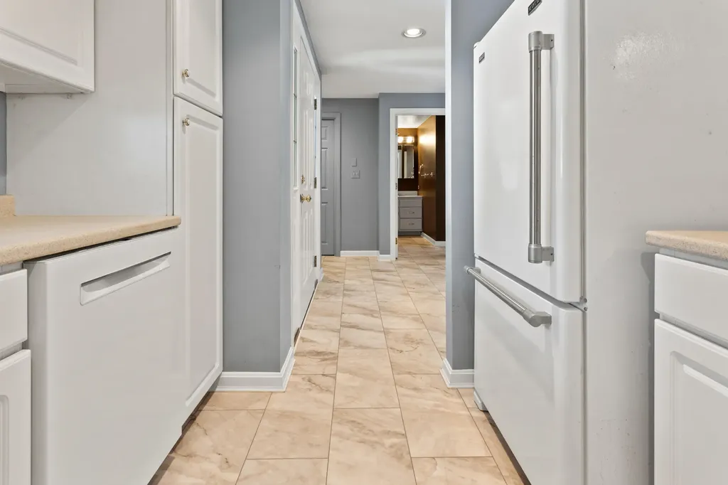 14 Hampton Glen Drive Kennebunk ME 04043