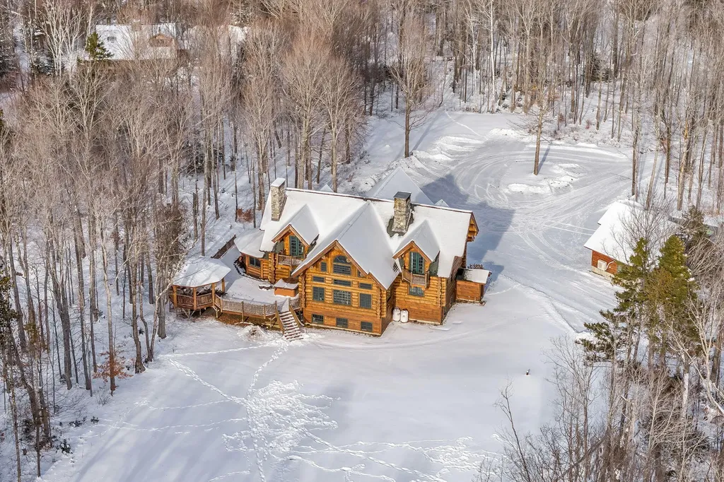 5008 Twin Brook Road Carrabassett Valley ME 04947