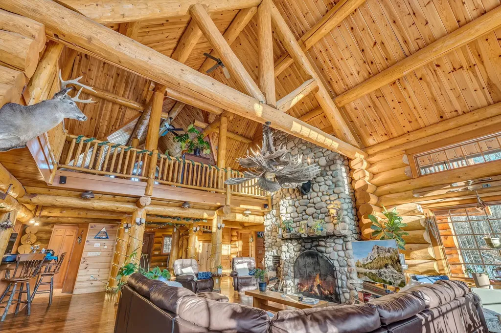 5008 Twin Brook Road Carrabassett Valley ME 04947