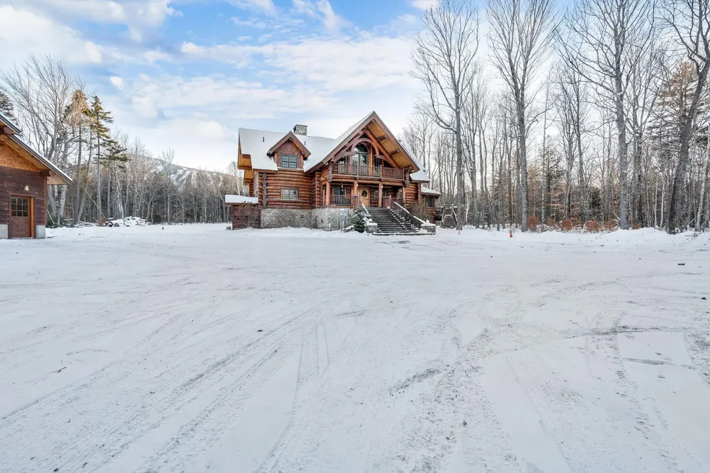 5008 Twin Brook Road Carrabassett Valley ME 04947