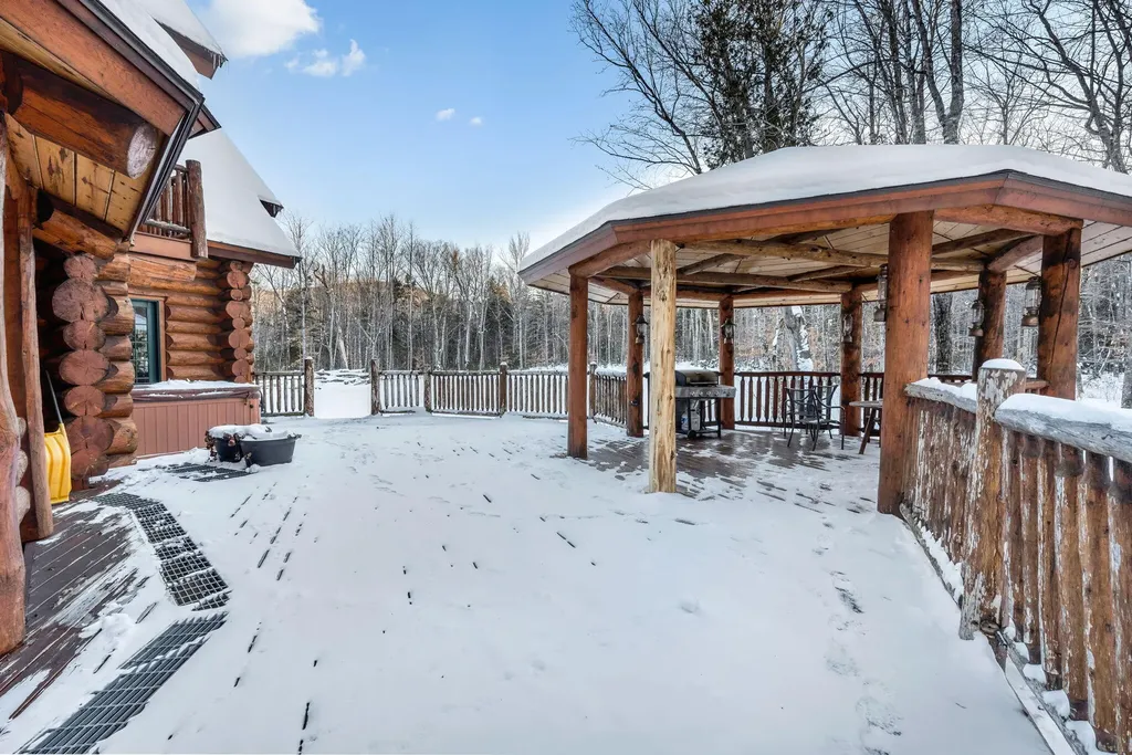 5008 Twin Brook Road Carrabassett Valley ME 04947