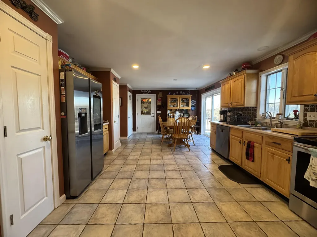 387 Exeter Road Corinth ME 04427