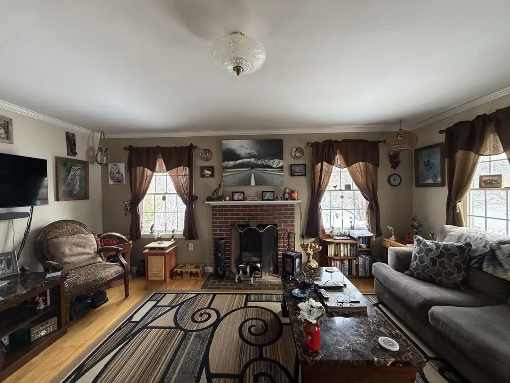 387 Exeter Road Corinth ME 04427