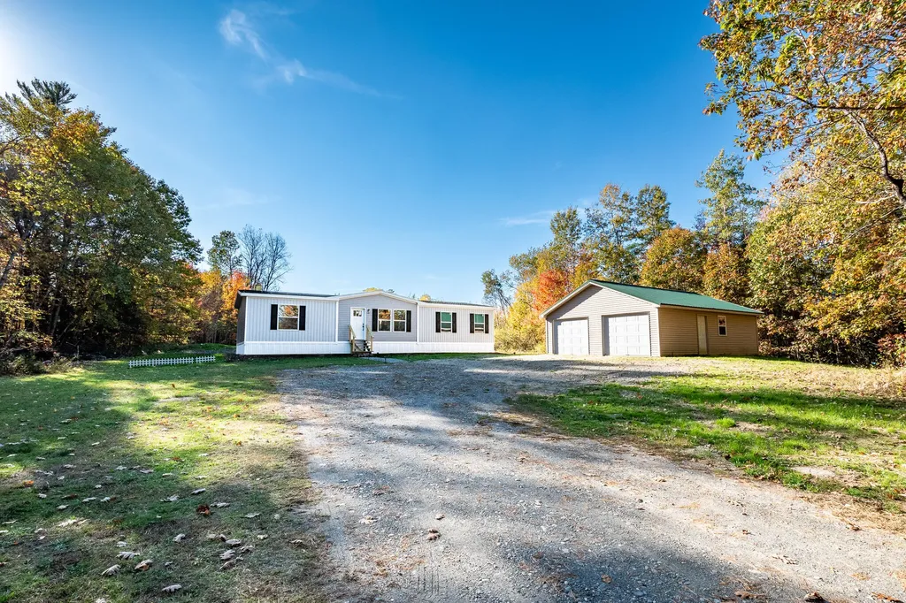 3 Back Road Abbot ME 04406