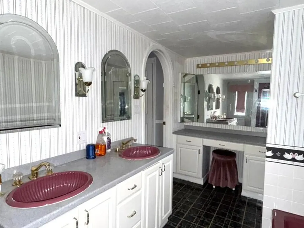 358 Main Street Saint Agatha ME 04772