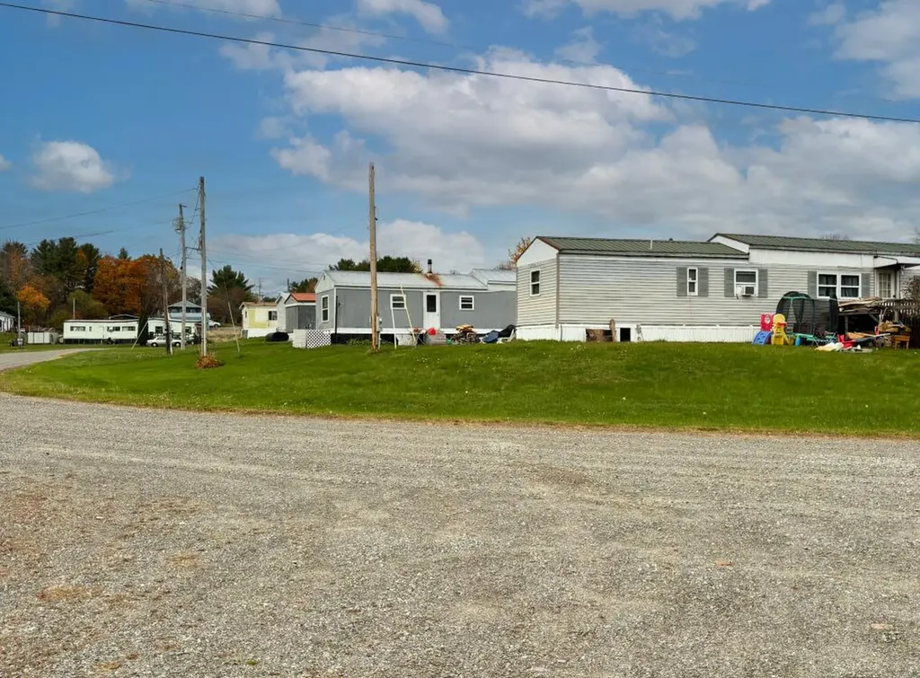714 Hinckley Road Clinton ME 04927
