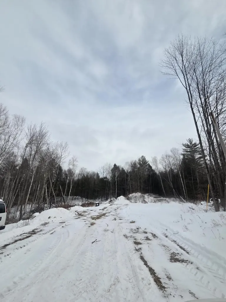 22 E Dixfield Road Dixfield ME 04224