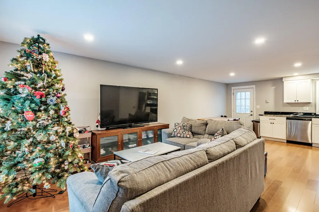 89 Shaws Mill Road Gorham ME 04038