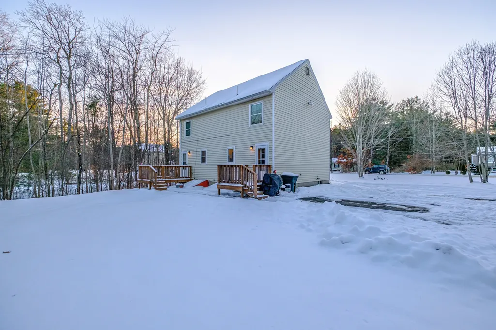 89 Shaws Mill Road Gorham ME 04038