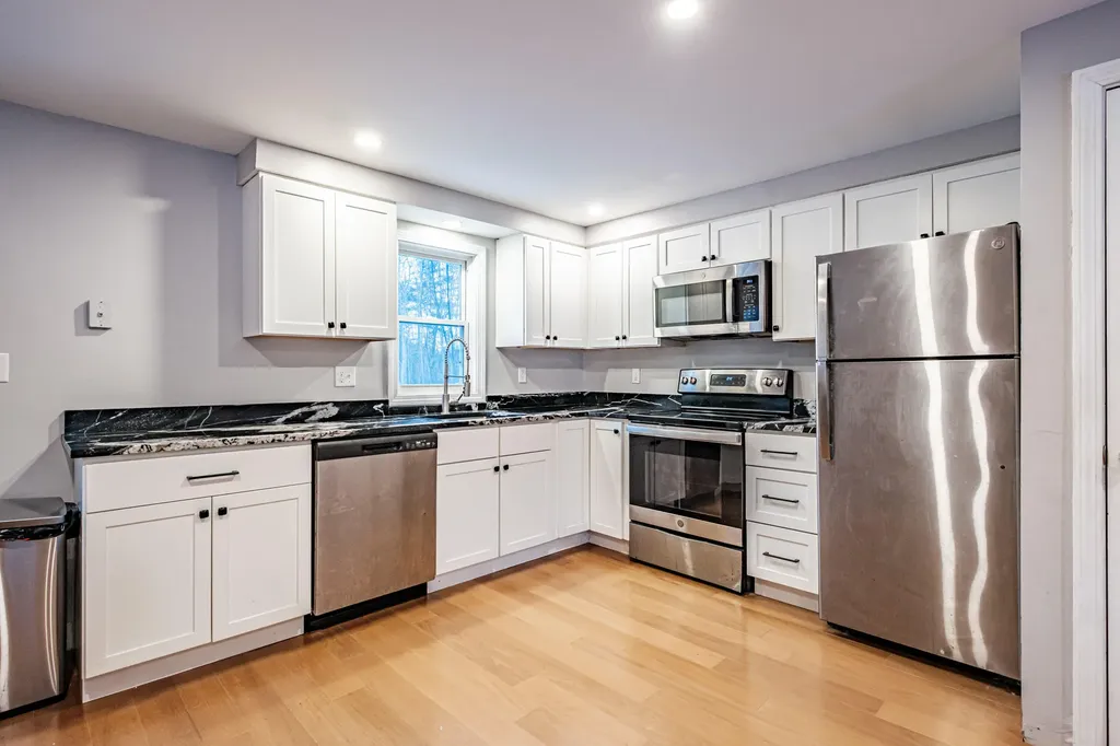 89 Shaws Mill Road Gorham ME 04038