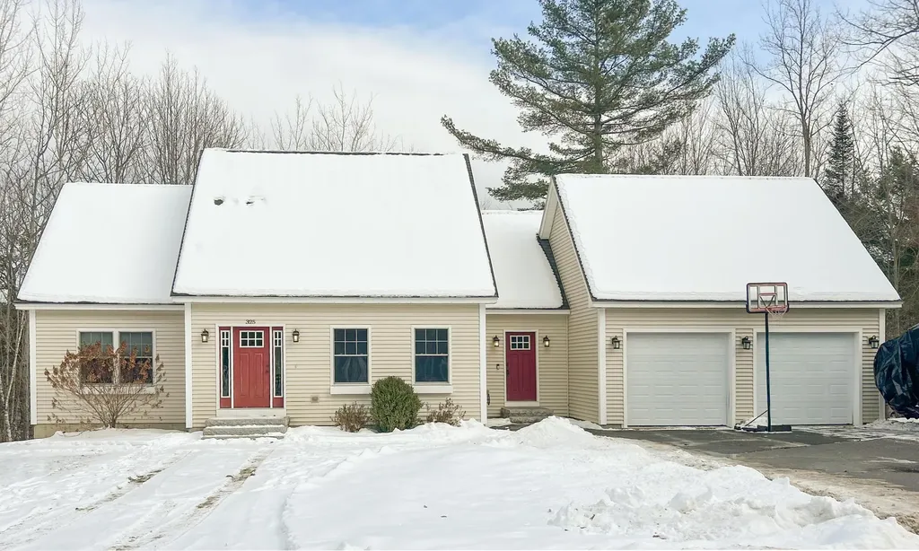 325 Fairway Drive Auburn ME 04210
