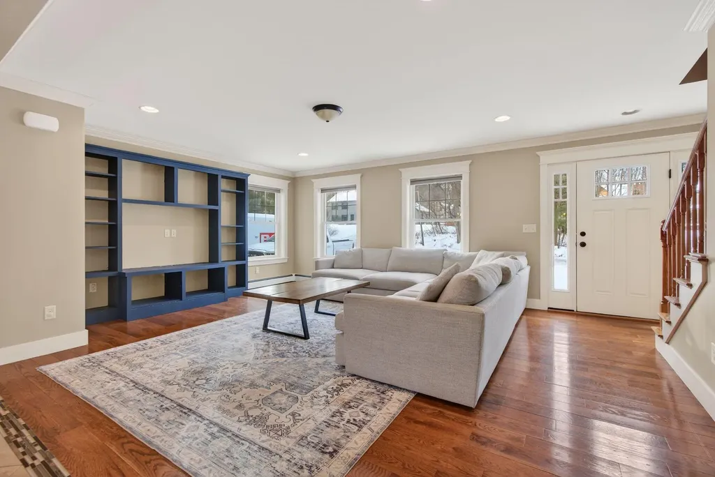 325 Fairway Drive Auburn ME 04210