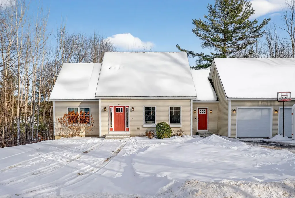 325 Fairway Drive Auburn ME 04210
