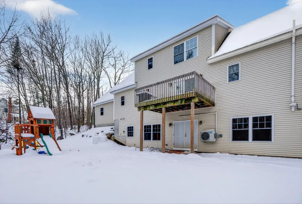 325 Fairway Drive Auburn ME 04210