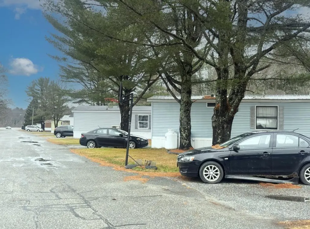 2161 Lisbon Road Lewiston ME 04240