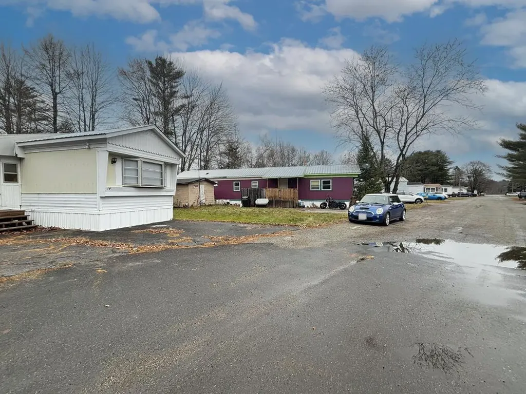 2161 Lisbon Road Lewiston ME 04240