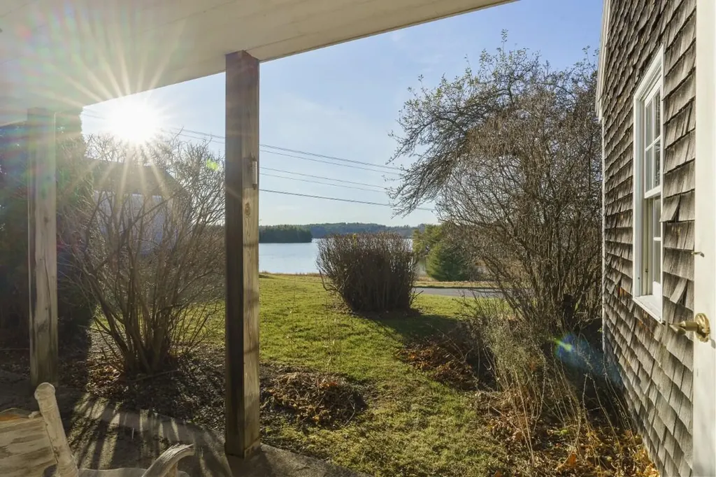 68 Belvedere Road Nobleboro ME 04555
